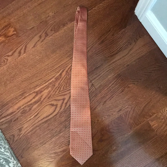 Burberry tie red and gold - Picture 2 of 3